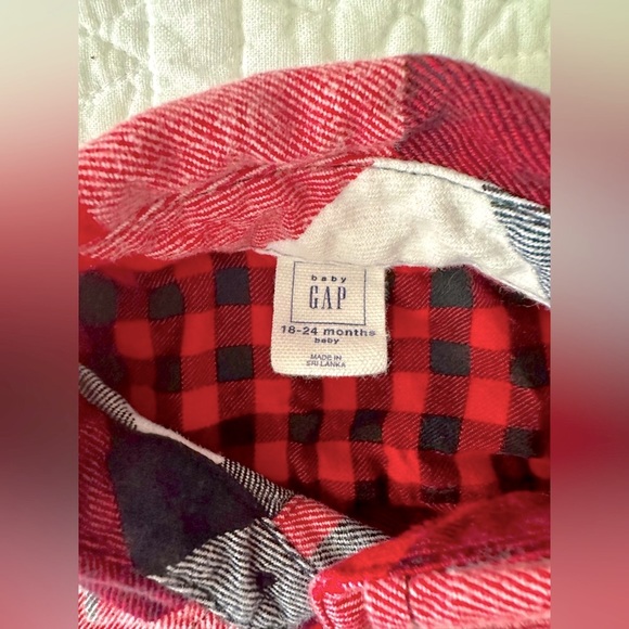 Baby Gap Bodysuit - Picture 2 of 3